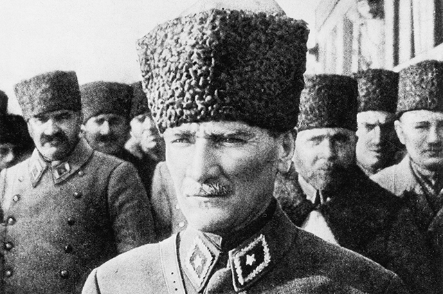 Турецький реформатор Ататюрк Мустафа Кемаль: біографія, історія життя і політична діяльність